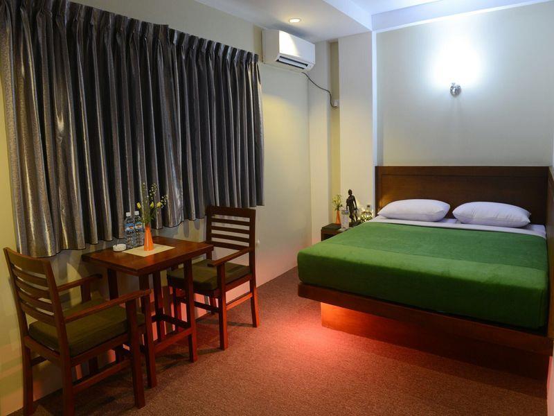 Green Paradise Hotel Yangon Exteriör bild